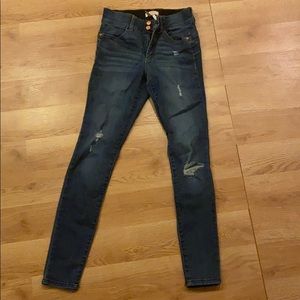 candies ripped jeans